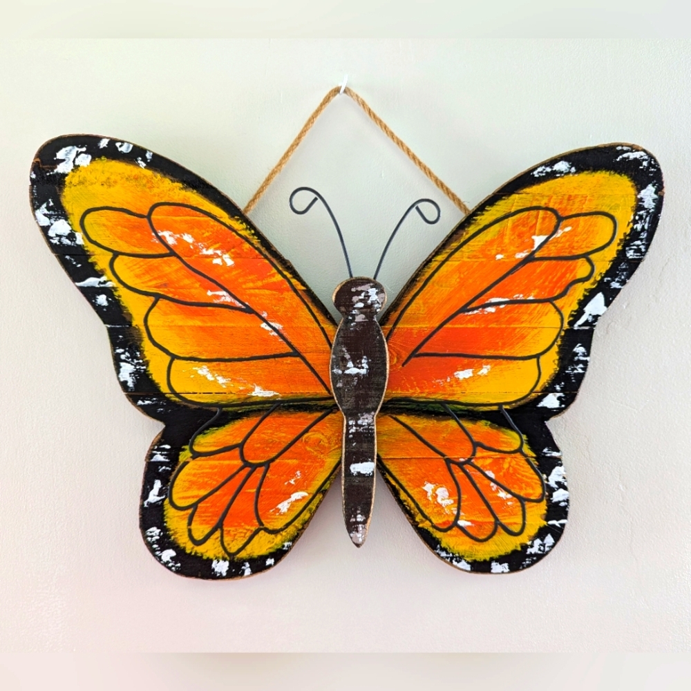 Butterfly wreath
